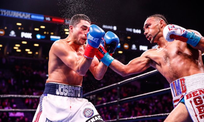 Кит Турман победил Хосесито Лопеса