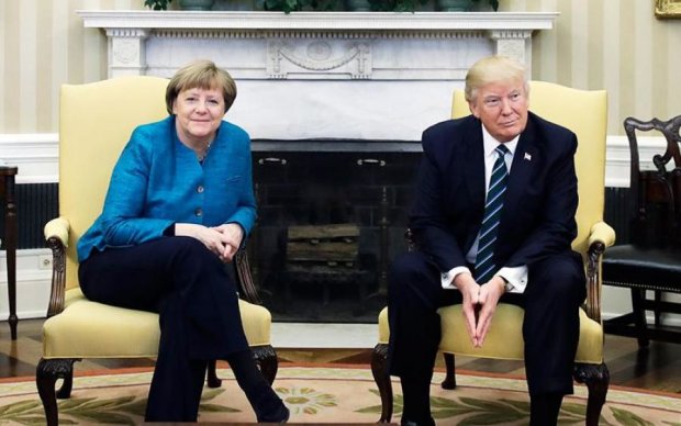 Трамп виставив Меркель рахунок за "охорону Німеччини"
