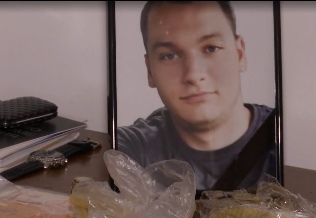 Убийство покупателя в Харькове: мать погибшего намерена наказать охранника