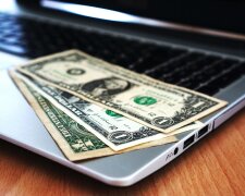 курс долара, фото Pxhere