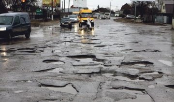 В этом году Украина закатает в асфальт 14 миллиардов гривень