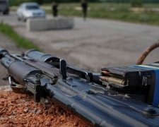 Впродовж дня бойовики 11 разів обстріляли українських військових