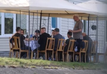 застілля чиновників КМДА у день жалоби