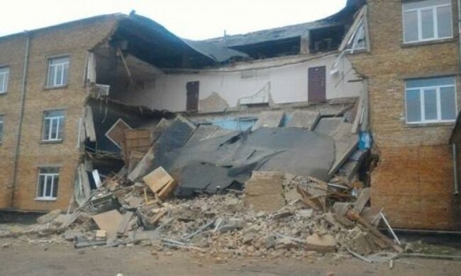 Стали известны первые версии разрушения школы на Киевщине