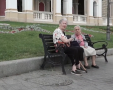 Пенсіонери. Фото: скрін youtube