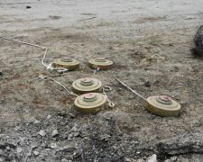 Боевики подорвали грузовик с мирными жителями