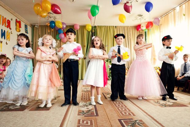 Краще Буратіно: в російських дитсадках заборонили костюми іноземних героїв