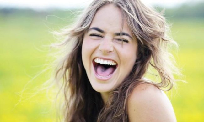 Сміх, як ліки: кому, скільки і як потрібно реготати