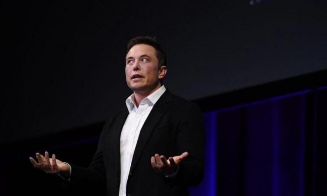 Tesla Маска пожертвує безпекою заради швидкості