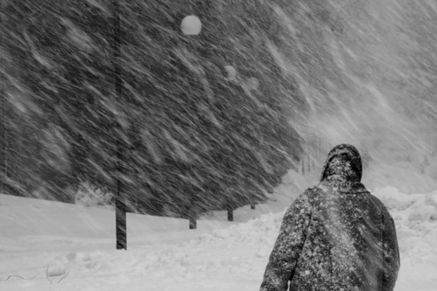 Погода на 21 лютого: дощ, сніг і вітер розірвуть Україну на частини