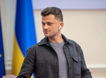 Дмитрий Дубилет