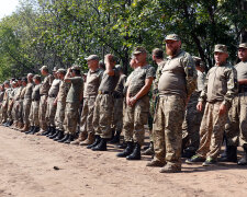 Зеленський підписав закон про матеріальну відповідальність військовослужбовців, деталі