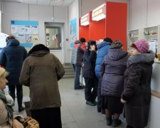 Главное за ночь: автомобильный бум и замороженные пенсии