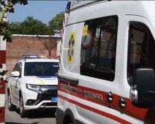 Поліція і швидка допомога / скріншот з відео