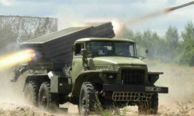 Бойовики розгорнули "Гради" на кладовищі в районі Макіївки