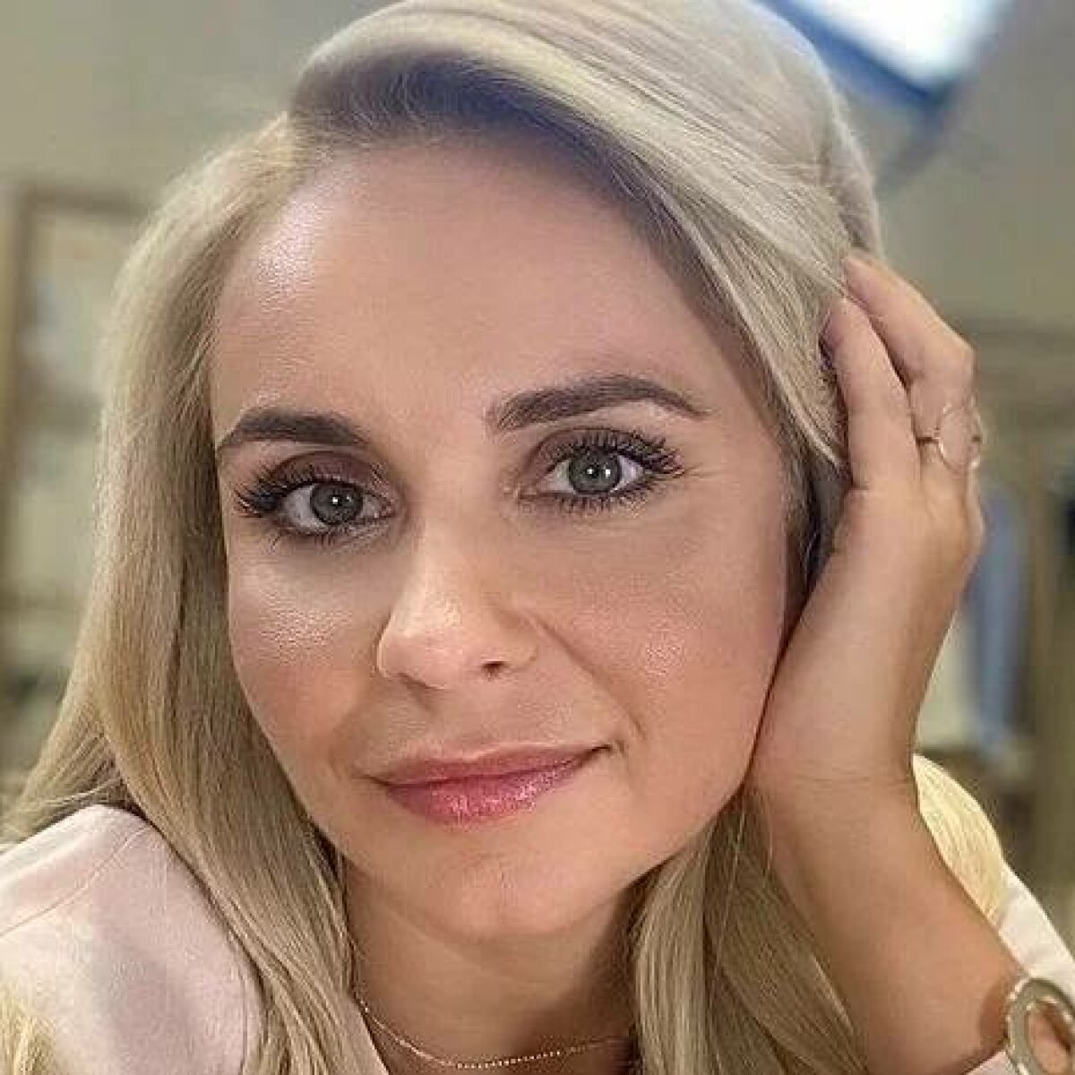 Екі ресейлік лесбиянка Оксана мен Лилия