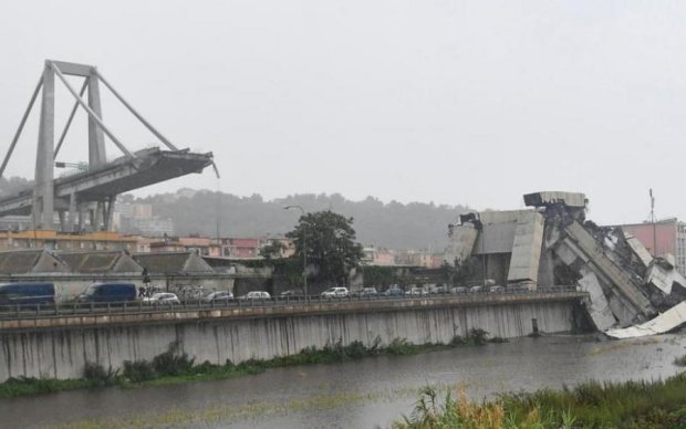 Обвал мосту в Італії: рятувальники повідомили жахливі новини