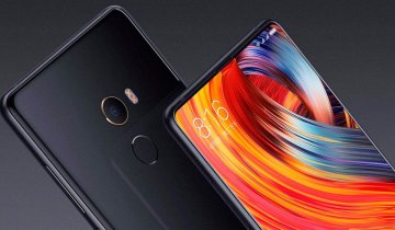 Xiaomi Mi Mix 3: в сети всплыли живые фото