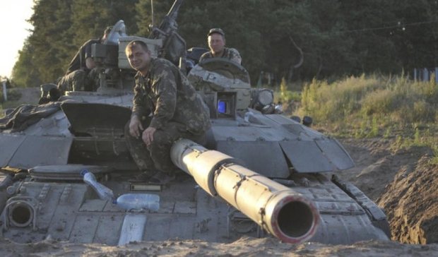 Сепаратисты обстреляли из танков и гаубиц Водяное и Трудовское