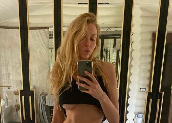 Оля Полякова, instagram.com/polyakovamusic/