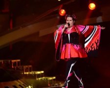 Оце навернулася: конфуз з переможницею Євробачення потрапив на відео