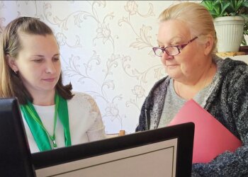 Пенсіонер на прийомі в ПФУ