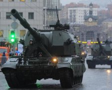 В Москву зайшла армія та колони техніки: що відбувається