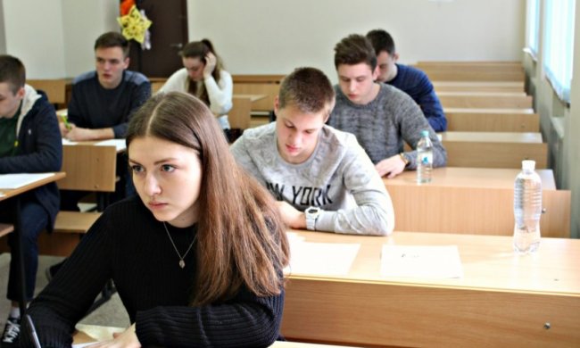 Підготовку до ЗНО перетворили на комп'ютерну гру: стань Бетменом, равликом або піратом