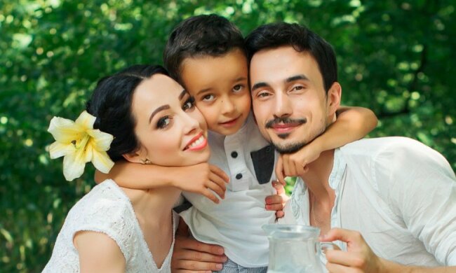 Кухар і Стоянов зіграли розкішне весілля 10 років потому: сукня Катерини, смаколики для гостей і романтичні танці