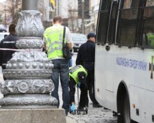 Вибух авто з дітьми у Києві: названо причину
