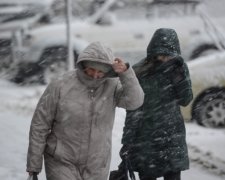 Страшний вітер засмутив десятьох російських автовласників