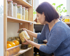 Кладовка, продукти, зображення із вільних джерел