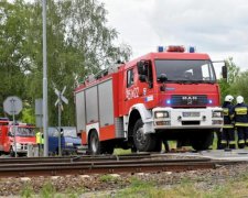 Грузовик протаранил поезд в Польше, есть жертвы и много пострадавших