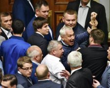 Должники Рады: за что нардепам прощают миллионные кредиты