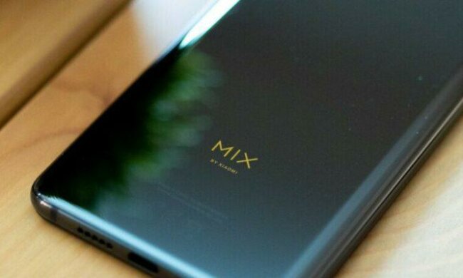 Xiaomi Mi Mix 4