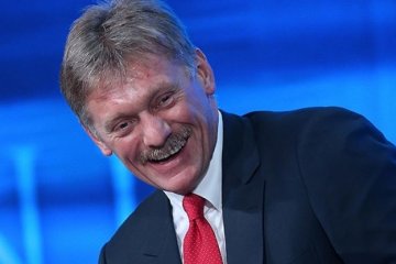 Песков заставил двухлетнюю дочь работать