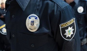   Полиция помогла одесситке ограбить ломбард