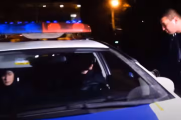 У Запоріжжі дитину вирвали з лап горе-матері - тримала на ланцюзі та морила голодом