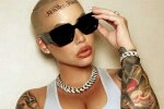 Бывшая Канье Уэста, модель Эмбер Роуз набила на лбу имена своих любимых мальчиков
