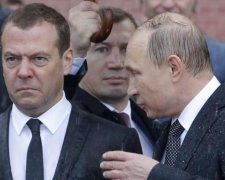 Путін змусив Медведєва піти у відставку
