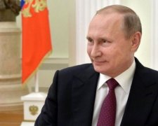 Депутати подарують Путіну "похоронний" букет