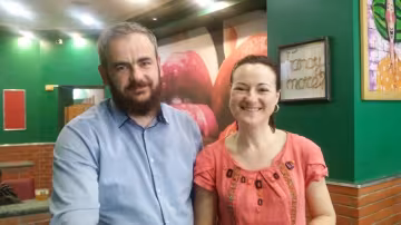 Львівський священик оголосив "війну" пластику на кладовищі, фото: "Варта. Львів"
