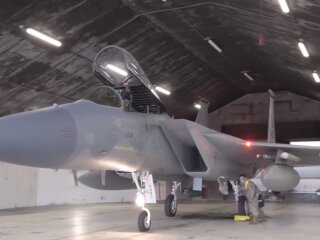 Американський винищувач F 16. Фото: скриншот Youtube