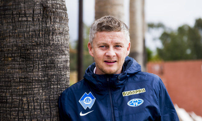 Сульшер в Манчестере первым делом осчастливил старушку