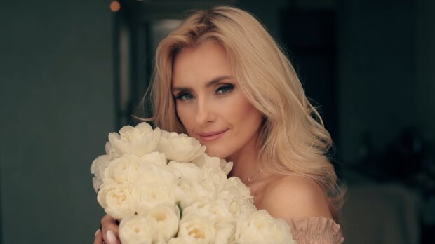 Співачка Ірина Федишин у кліпі