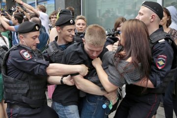 Кадыровцы массово арестовывают чеченских ЛГБТ-активистов