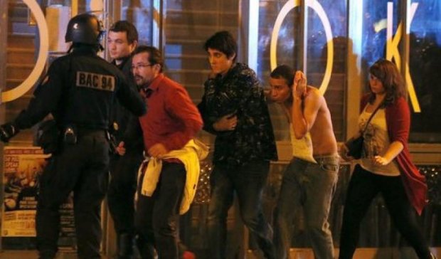 Кількість жертв паризької трагедії збільшилася до 130 осіб