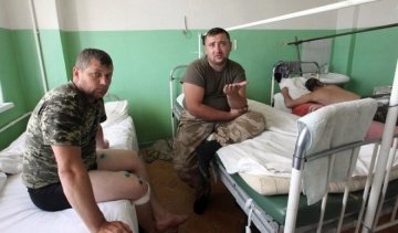 З Маріуполя евакуювали поранених воїнів