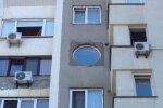 Киянин встановив собі кругле вікно в звичайній «панельці» (фото)