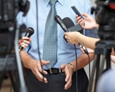 День журналіста 2018: найкращі привітання у віршах і листівках